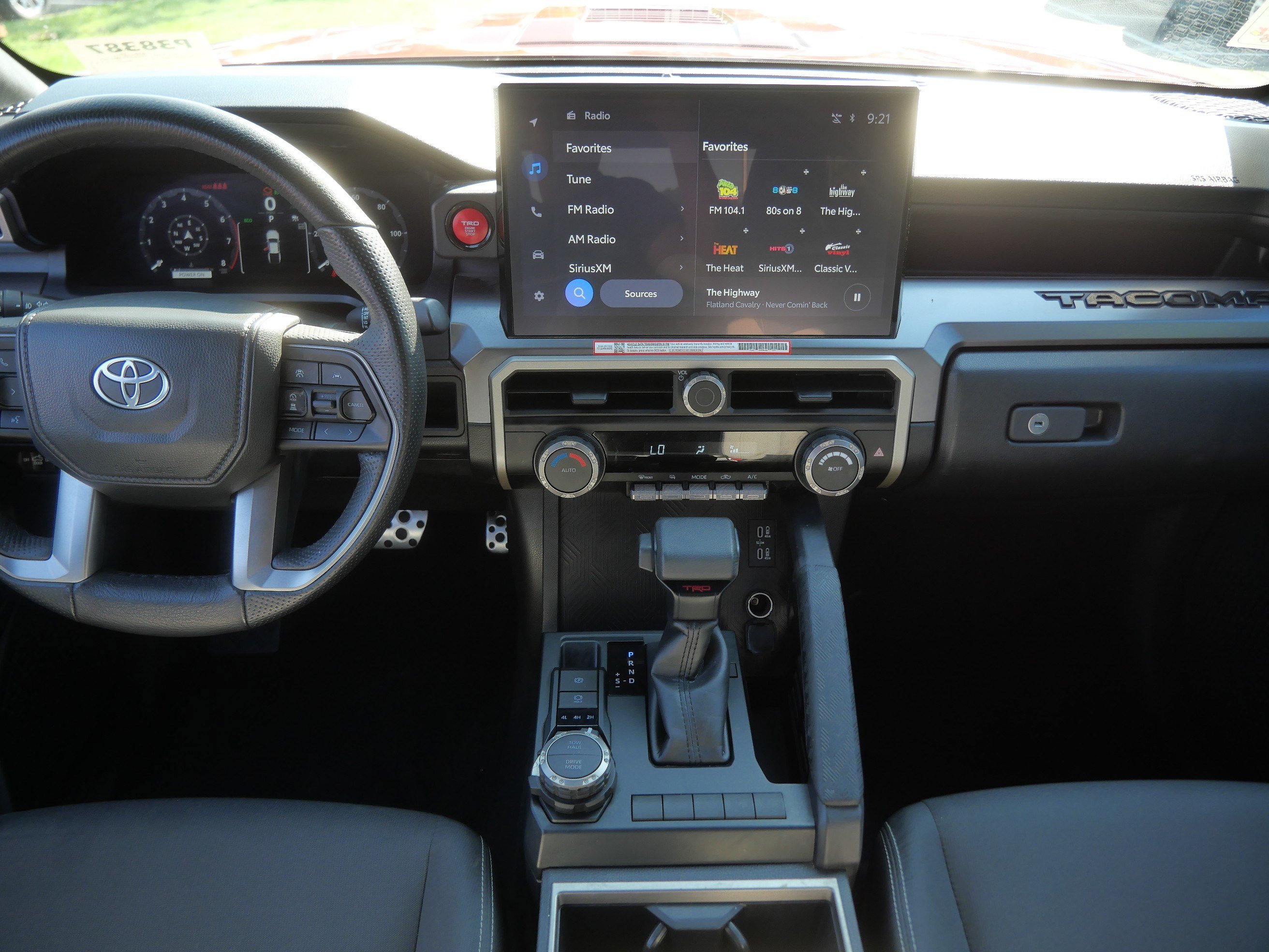 Used 2025 Toyota Tacoma TRD Sport AWD/4WD image 10