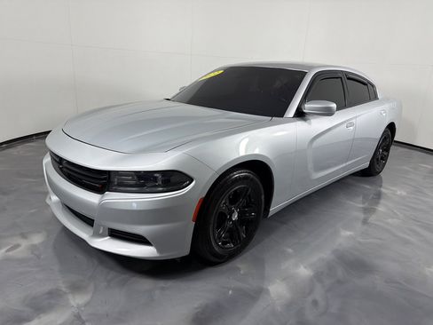 Used 2022 Dodge Charger SXT RWD image 8