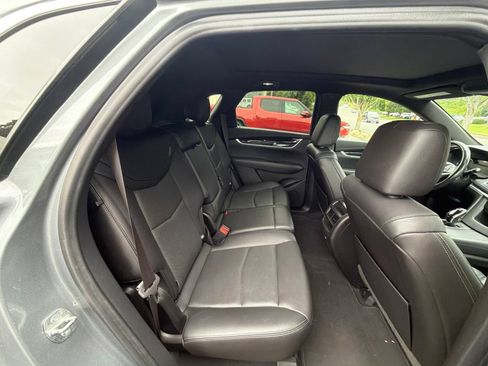 Used 2021 Cadillac XT5 Premium Luxury AWD/4WD image 7
