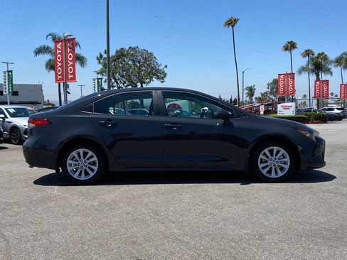 Certified 2025 Toyota Corolla LE w/ LE Premium Package FWD image 44