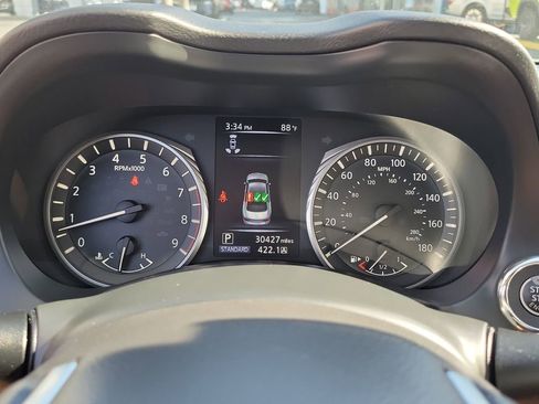 Used 2024 INFINITI Q50 Luxe w/ Cargo Package AWD/4WD image 9