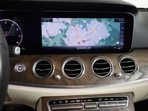 Used 2020 Mercedes-Benz E 350 4MATIC Sedan image 15