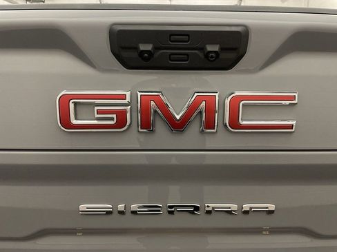 Used 2025 GMC Sierra 2500 AT4 w/ AT4 Premium Plus Package image 28