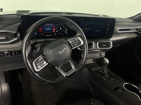 Used 2024 Ford Mustang Premium image 18