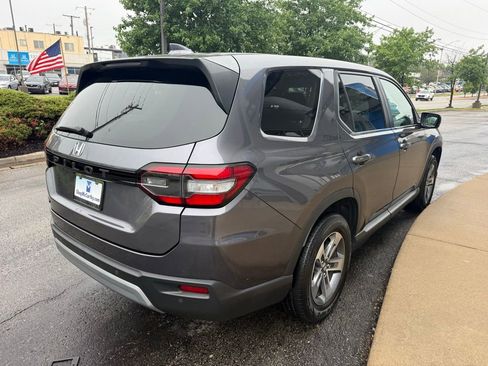 Used 2024 Honda Pilot EX-L image 12