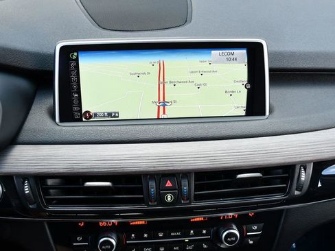 Used 2014 BMW X5 xDrive35d image 53