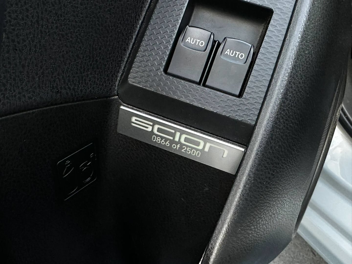 Used 2013 Scion FR-S 10 Series RWD image 13