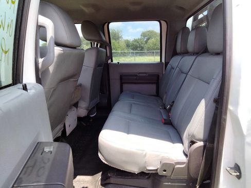 Used 2015 Ford F250 XL w/ Power Equipment Group image 12