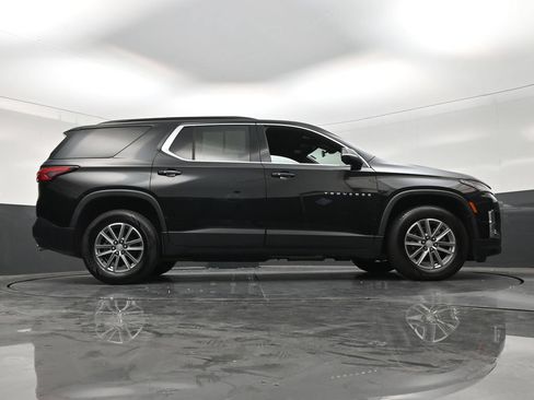 Used 2023 Chevrolet Traverse LT FWD image 26