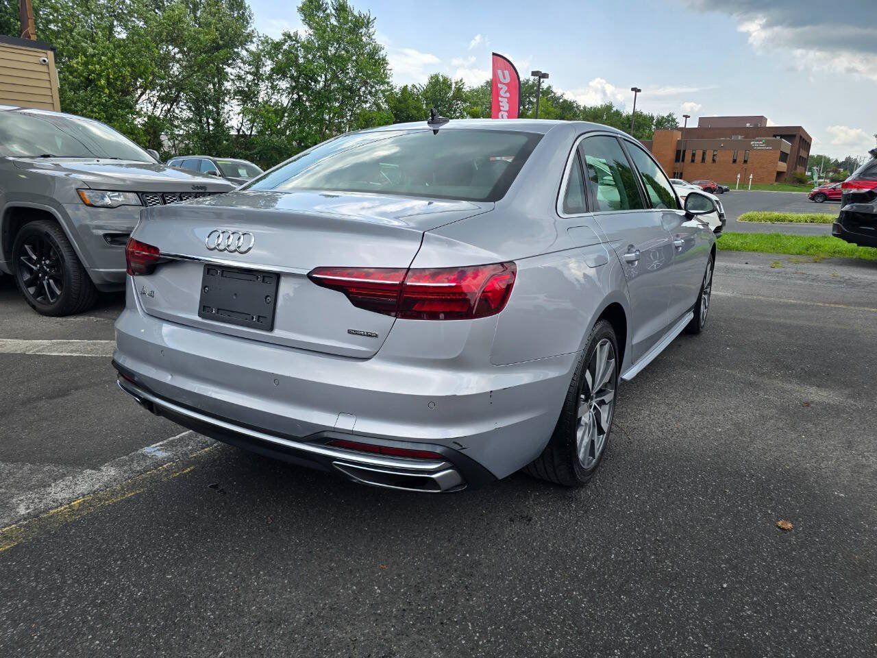Used 2021 Audi A4 2.0T Premium w/ Convenience Package AWD/4WD image 3
