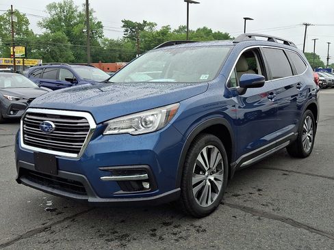 Used 2022 Subaru Ascent Limited w/ Technology Package AWD/4WD image 3