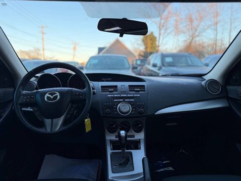 Used 2010 MAZDA MAZDA3 s Sport image 14