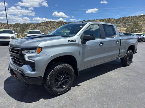 New 2026 Chevrolet Silverado 1500 LT Trail Boss w/ Convenience Package II AWD/4WD image 3