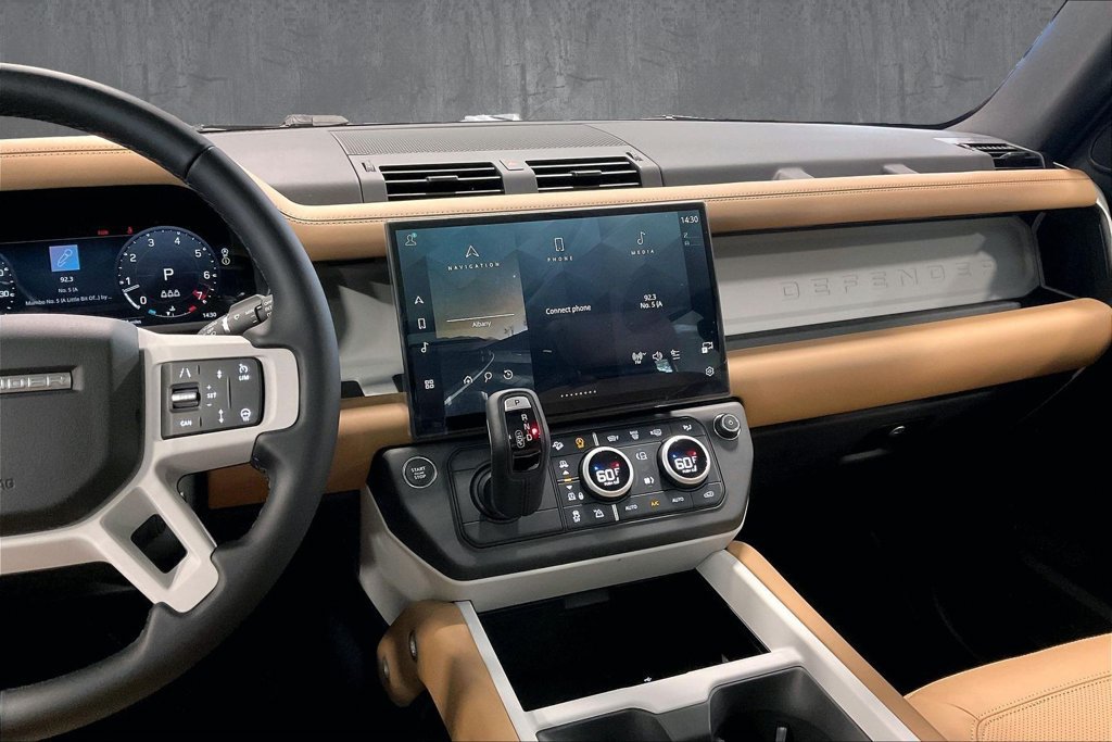 New 2026 Land Rover Defender 110 S AWD/4WD image 7