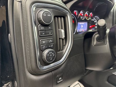 Used 2020 Chevrolet Silverado 2500 LTZ w/ LTZ Plus Package image 37