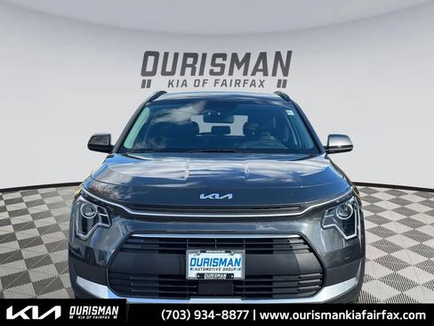 Used 2024 Kia Niro EX w/ EX Cold Weather Package image 29