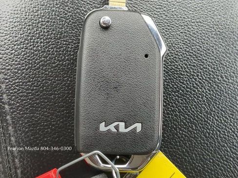 Used 2023 Kia Sportage LX image 27