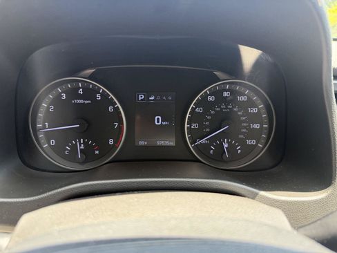 Used 2018 Hyundai Elantra SEL FWD image 11