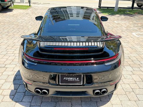 Used 2021 Porsche 911 Carrera 4 AWD/4WD image 11