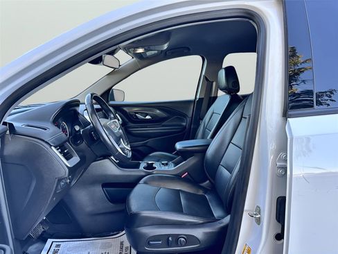 Used 2022 GMC Terrain SLT image 12