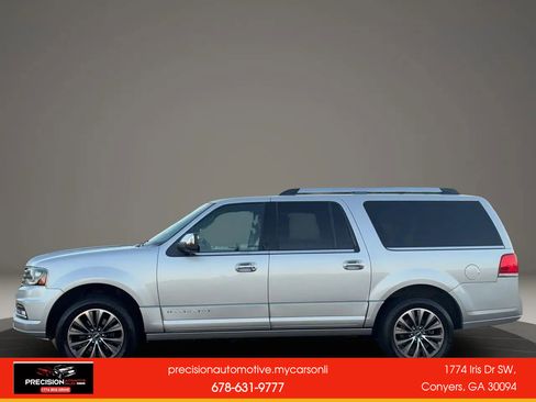 Used 2016 Lincoln Navigator L Select image 3
