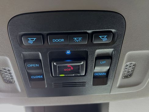 Used 2024 Toyota Camry LE w/ Convenience Package image 22