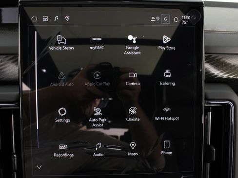 New 2026 GMC Yukon XL AT4 w/ AT4 Premium Plus Package AWD/4WD image 6