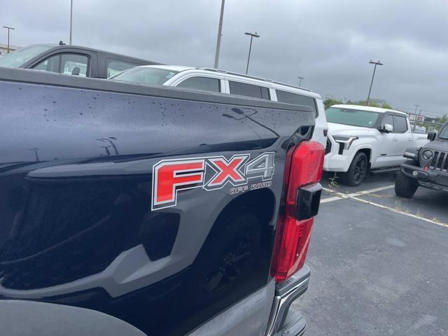 Used 2024 Ford F350 Lariat w/ Lariat Ultimate Package AWD/4WD image 15