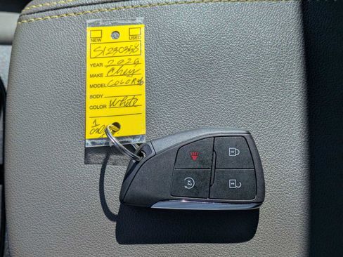 Used 2025 Chevrolet Colorado ZR2 w/ Midnight Edition AWD/4WD image 34
