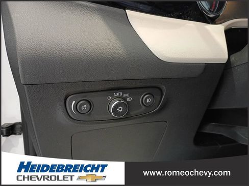 Certified 2023 Buick Encore GX Essence w/ Experience Buick Package image 31