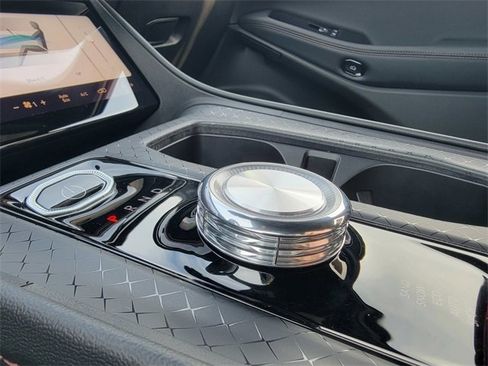 Used 2025 Jeep Wagoneer S Limited image 30