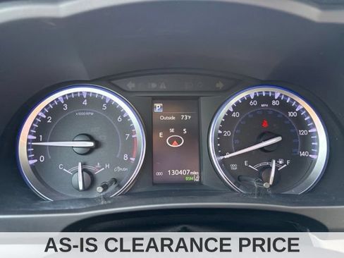 Used 2019 Toyota Highlander XLE AWD/4WD image 29