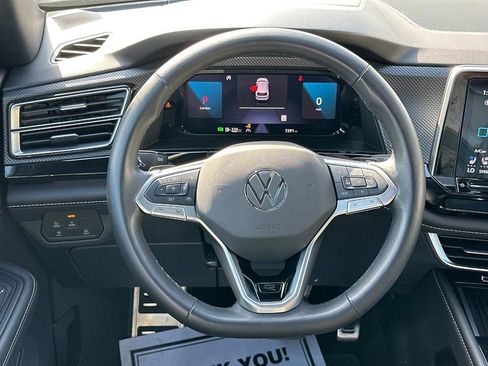 Used 2025 Volkswagen Atlas Cross Sport SEL Premium R-Line image 14