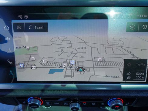 Used 2024 Audi Q3 2.0T Premium Plus image 18