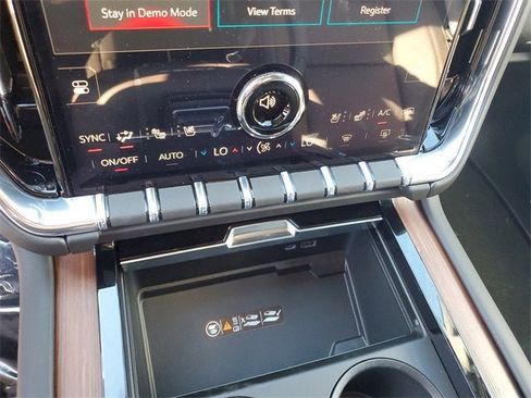 New 2026 GMC Yukon XL Denali image 23