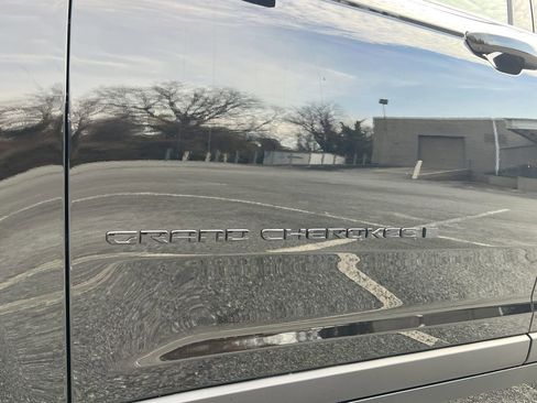 New 2025 Jeep Grand Cherokee L Limited image 34