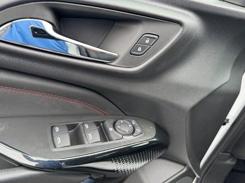 New 2026 Chevrolet Trax RS w/ Driver Confidence Package FWD image 34