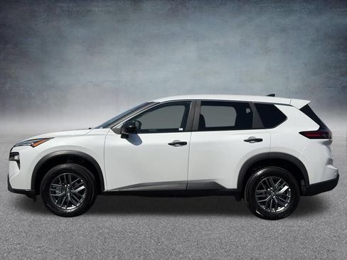 Used 2024 Nissan Rogue S AWD/4WD image 7