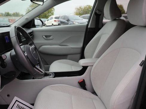 Used 2024 Hyundai Kona SEL image 12