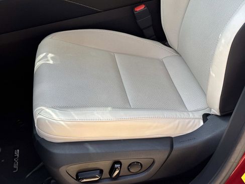 Used 2024 Lexus RX 350 Premium w/ Accessory Package (Z1) FWD image 12