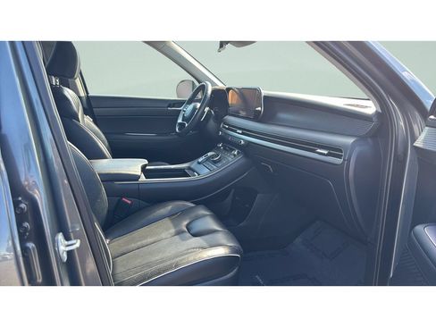 Used 2023 Hyundai Palisade Limited AWD/4WD image 13