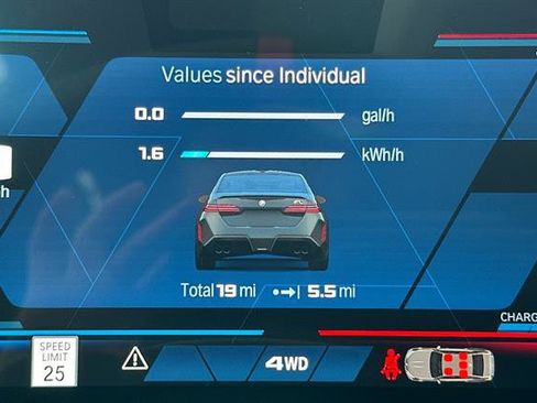 New 2026 BMW M5 w/ Executive Package image 30