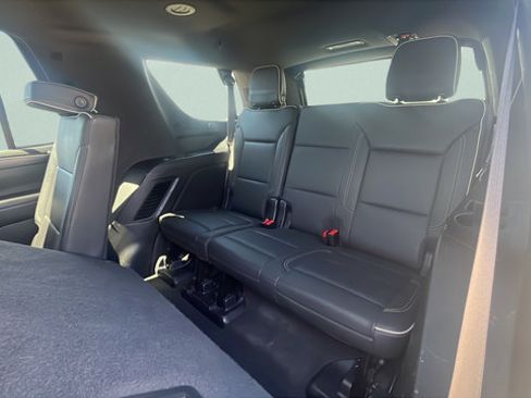 Used 2022 GMC Yukon SLT AWD/4WD image 22