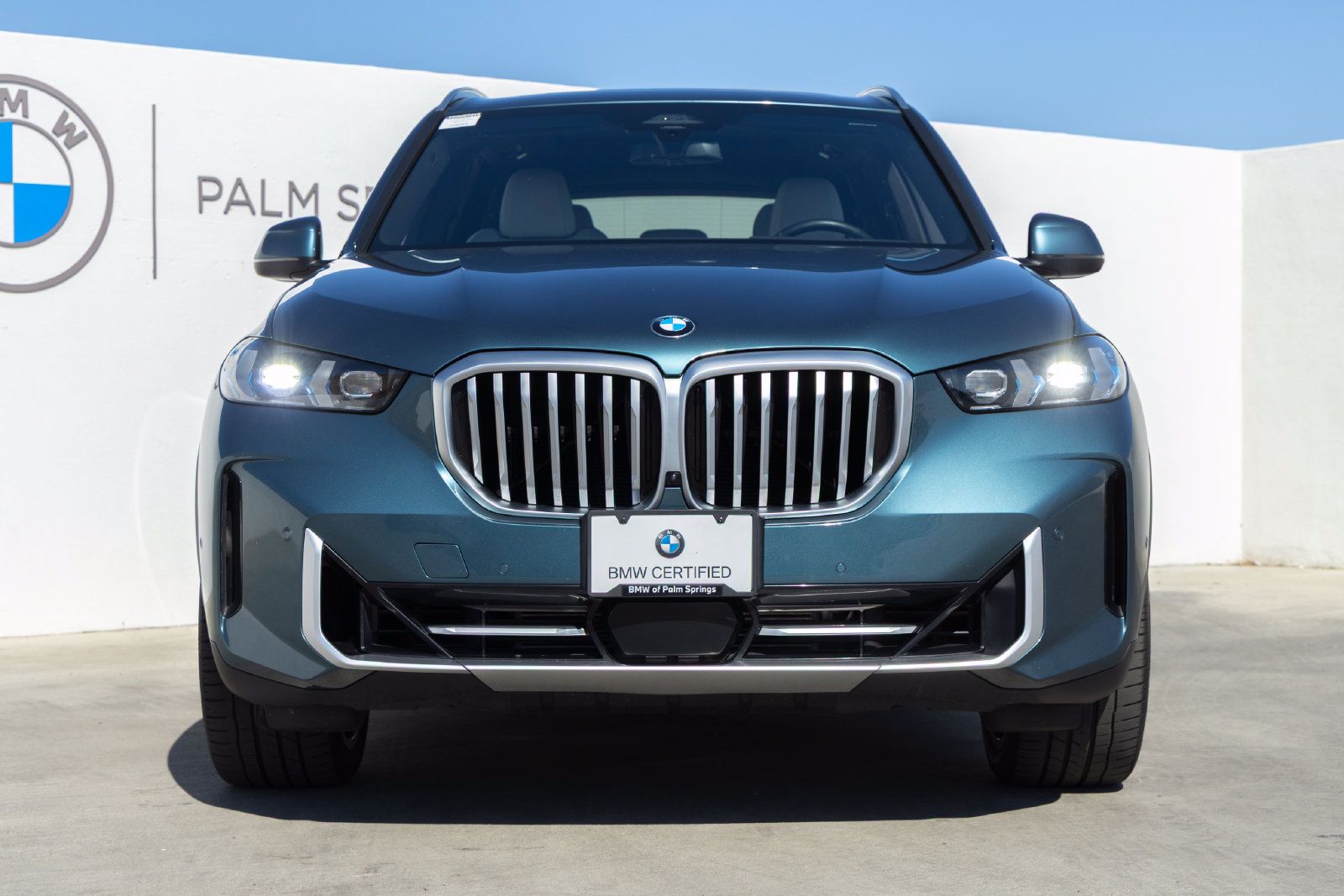Certified 2024 BMW X5 sDrive40i w/ Premium Package RWD image 4