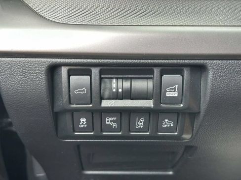 Used 2019 Subaru Outback 2.5i Premium AWD/4WD image 31
