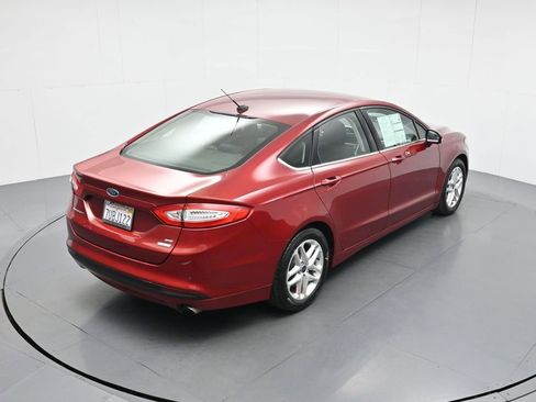 Used 2016 Ford Fusion SE FWD image 39