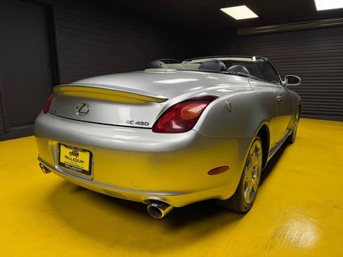 Used 2005 Lexus SC 430 Convertible image 6