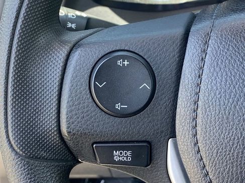 Certified 2019 Toyota Corolla LE FWD image 28