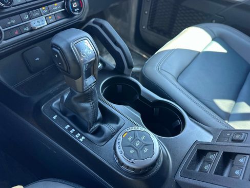 Used 2023 Ford Bronco Outer Banks w/ Sasquatch Package image 27