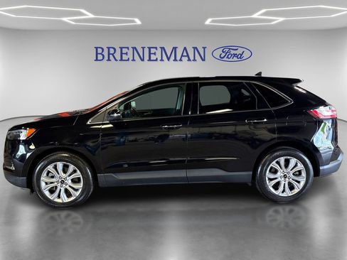 Certified 2023 Ford Edge Titanium AWD/4WD image 10